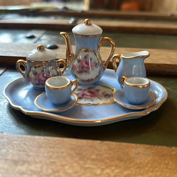 Limoges France miniature Tea Set - Picture 2 of 8